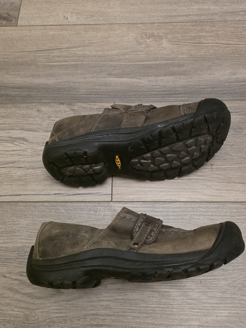 KEEN Kaci Leather Slip-Ons Size 9.5 - Picture 2 of 8